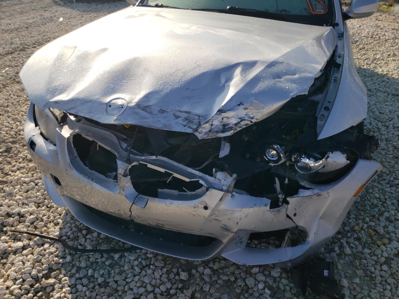 Foto 9 de la subasta – 2012 BMW 335 I con VIN WBAKG7C57CE802263