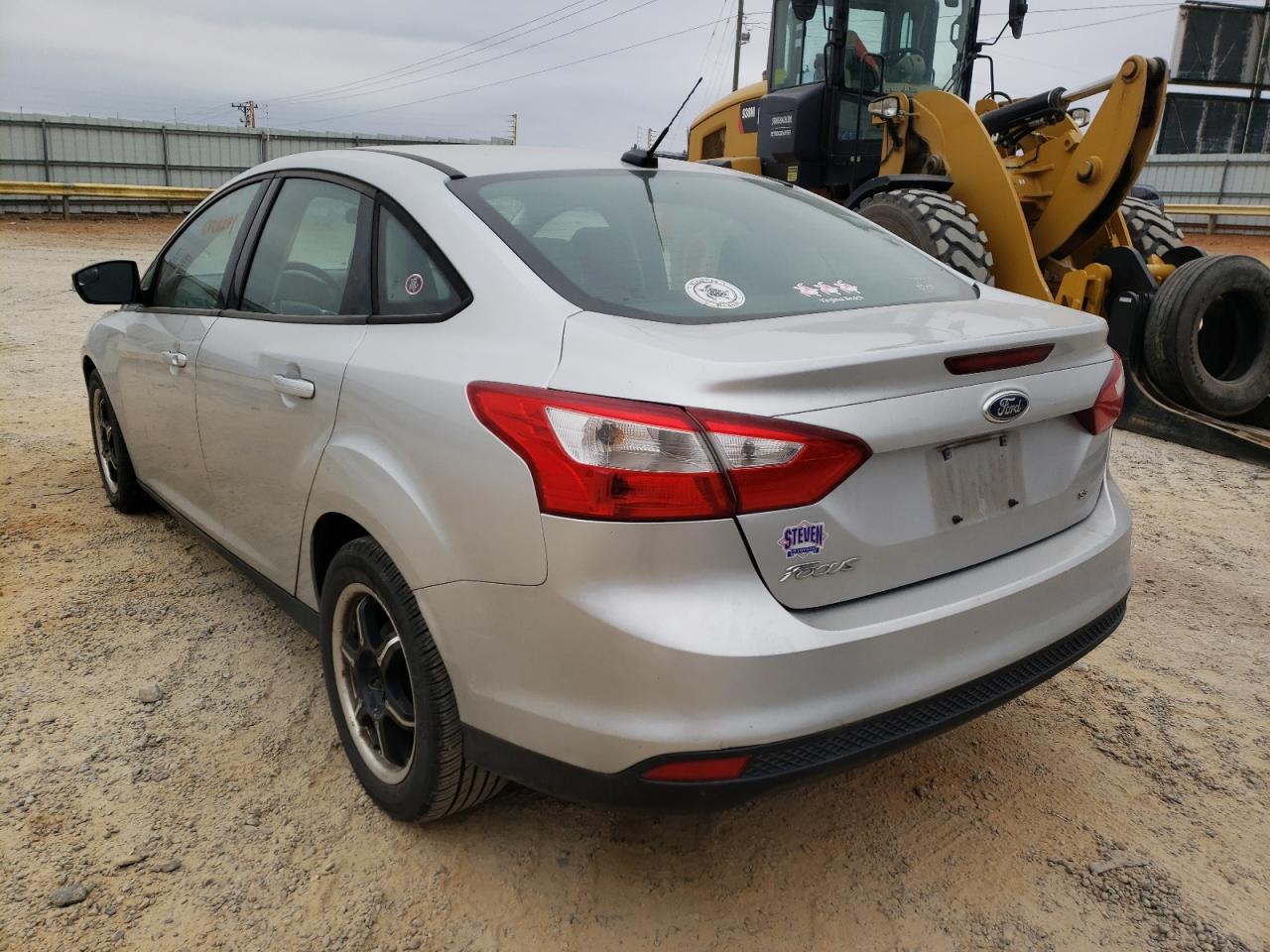 Photo 3 from auction – 2013 FORD FOCUS SE with VIN 1FADP3F26DL332669