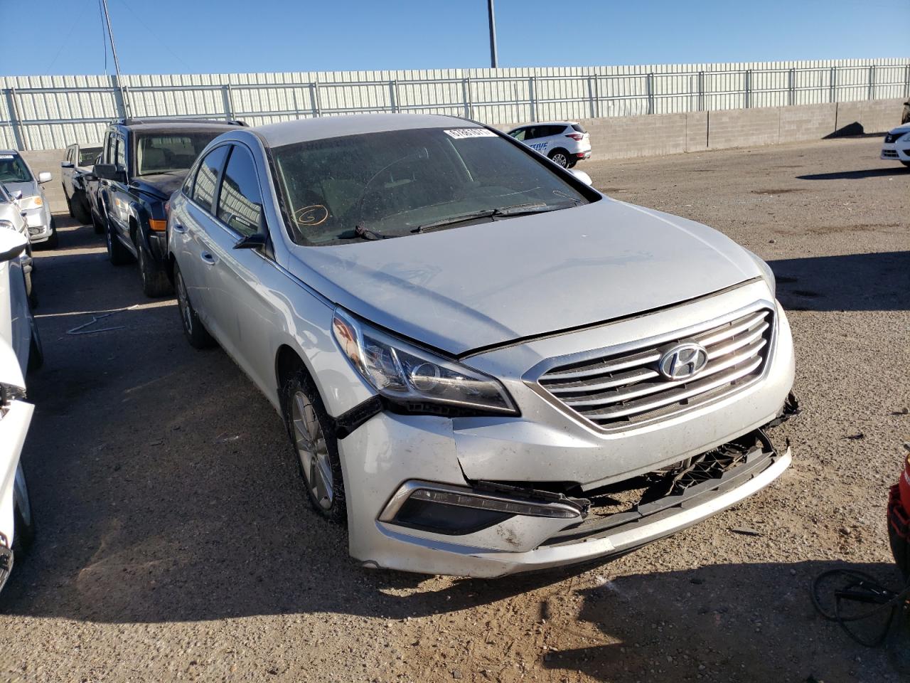 HYUNDAI SONATA SE 2015 with VIN 5NPE24AF5FH201978 - Photo from auction