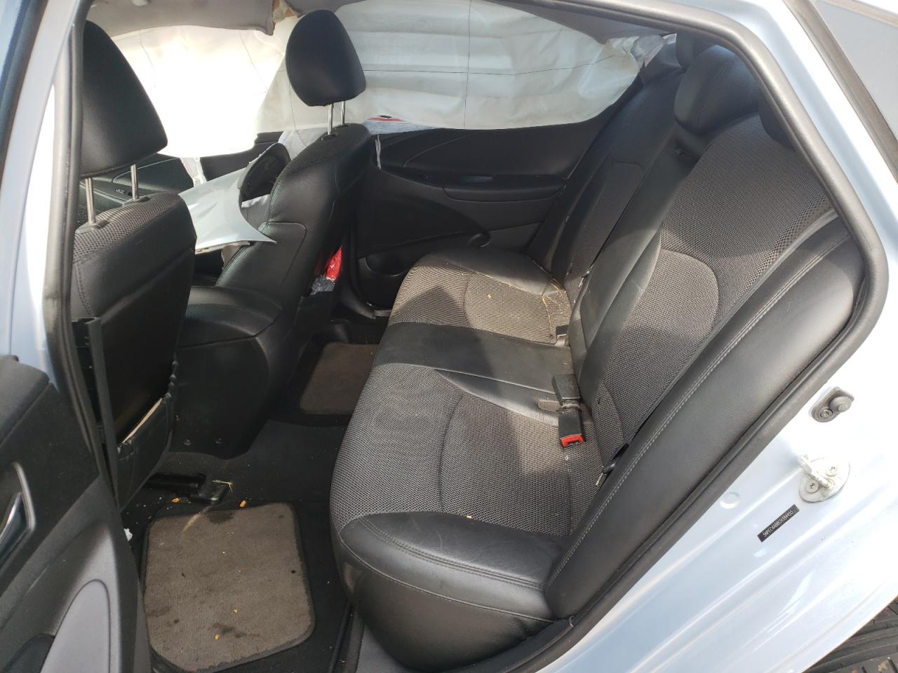 Фото 6 с аукциона – 2012 HYUNDAI SONATA SE с VIN 5NPEC4AB8CH394455