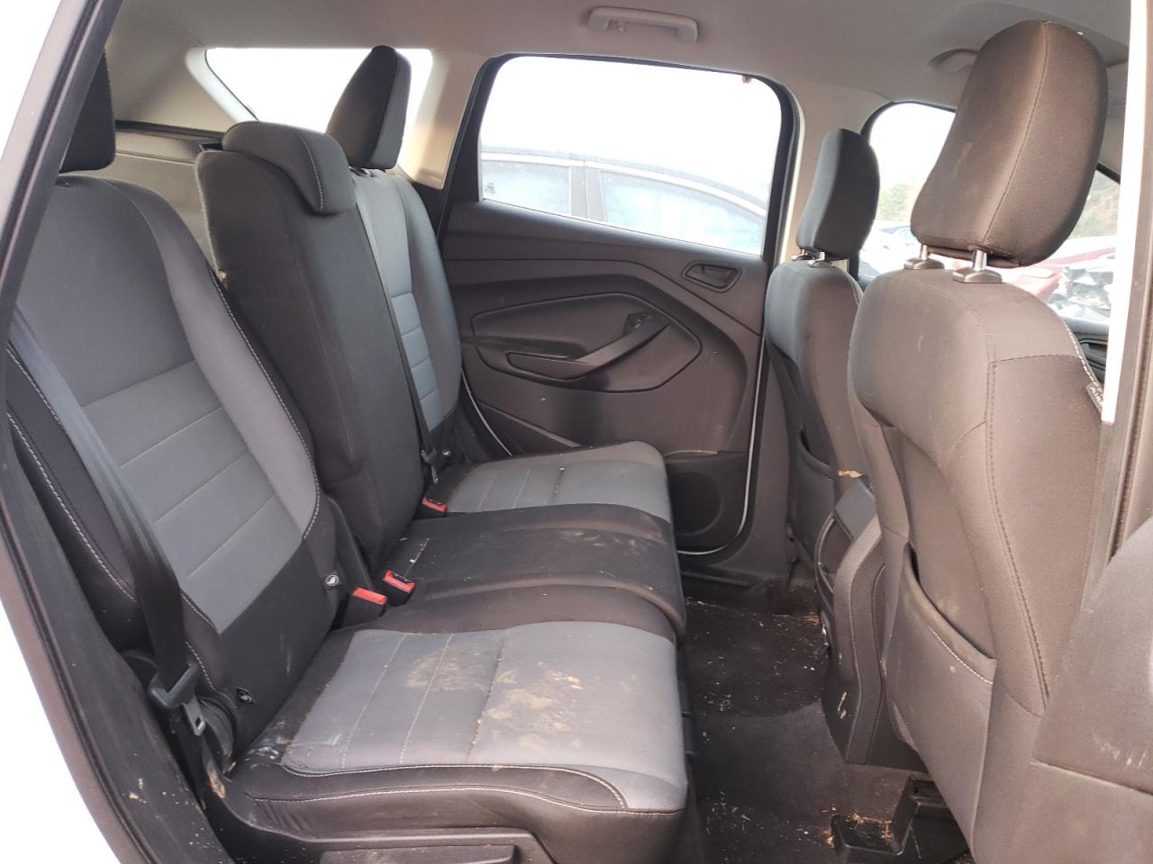 Photo 6 from auction – 2018 FORD ESCAPE S with VIN 1FMCU0F79JUB83233