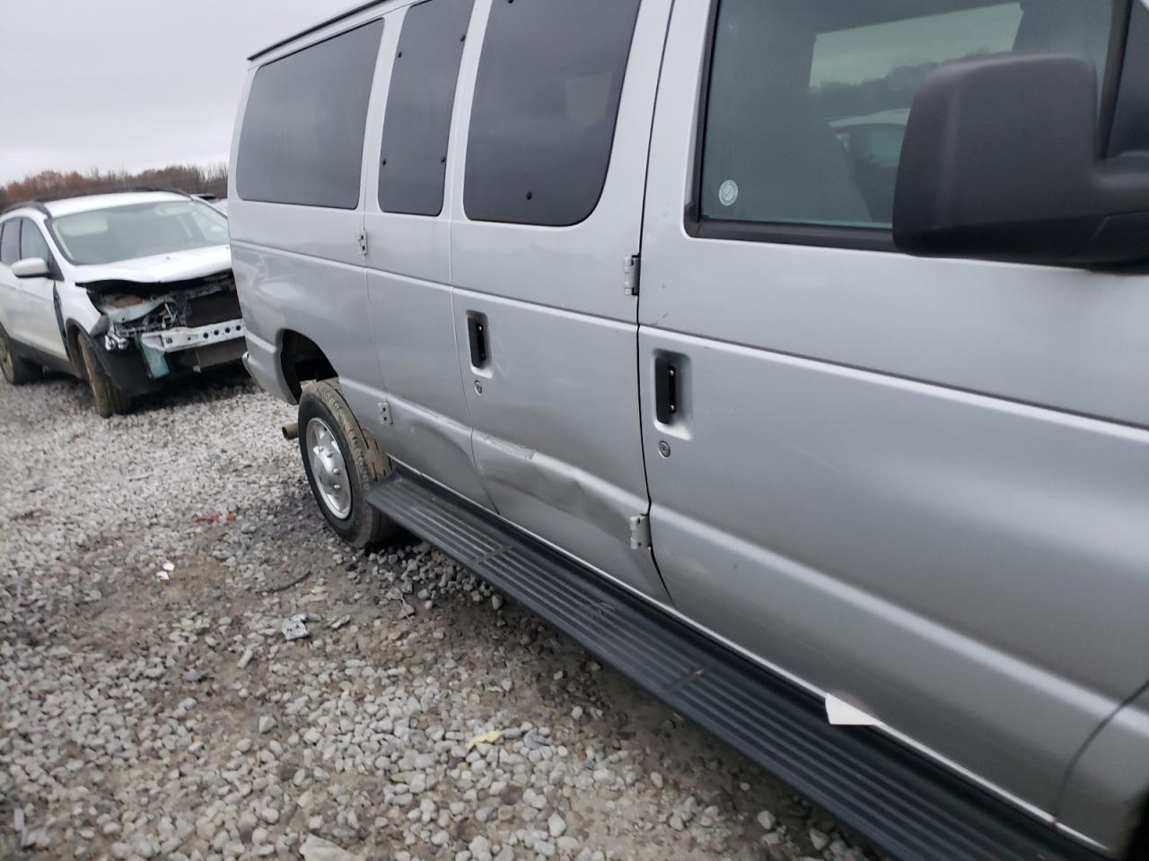 Photo 9 from auction – 2012 FORD ECONOLINE with VIN 1FBNE3BL6CDA61175