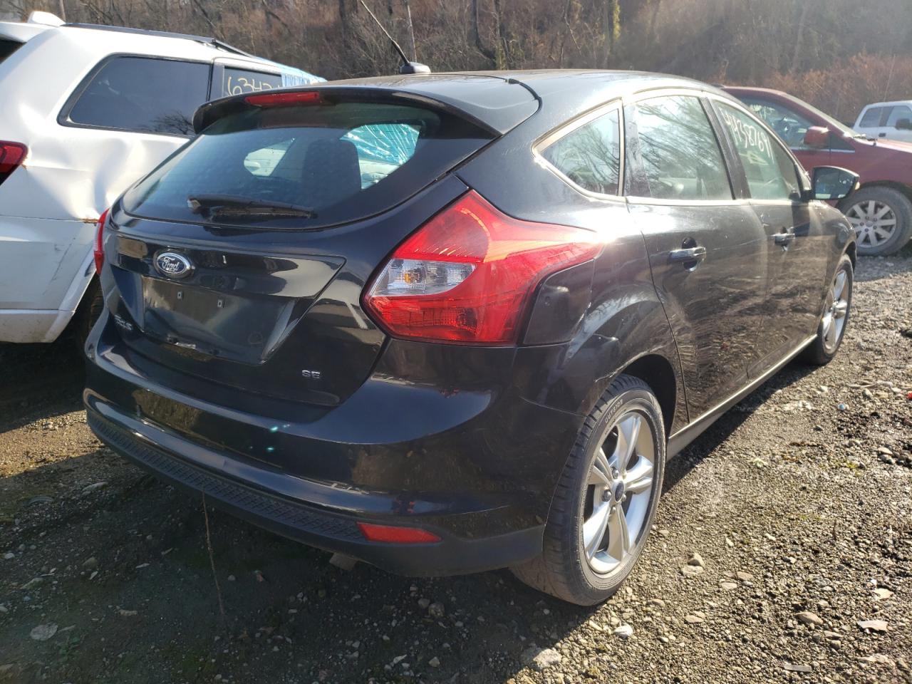 Photo 4 from auction – 2013 FORD FOCUS SE with VIN 1FADP3K21DL330060