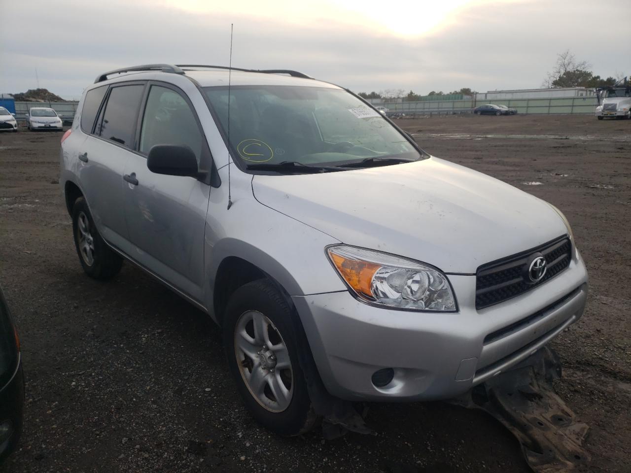 TOYOTA RAV4 2006 with VIN JTMBD35VX65039709 - Photo from auction