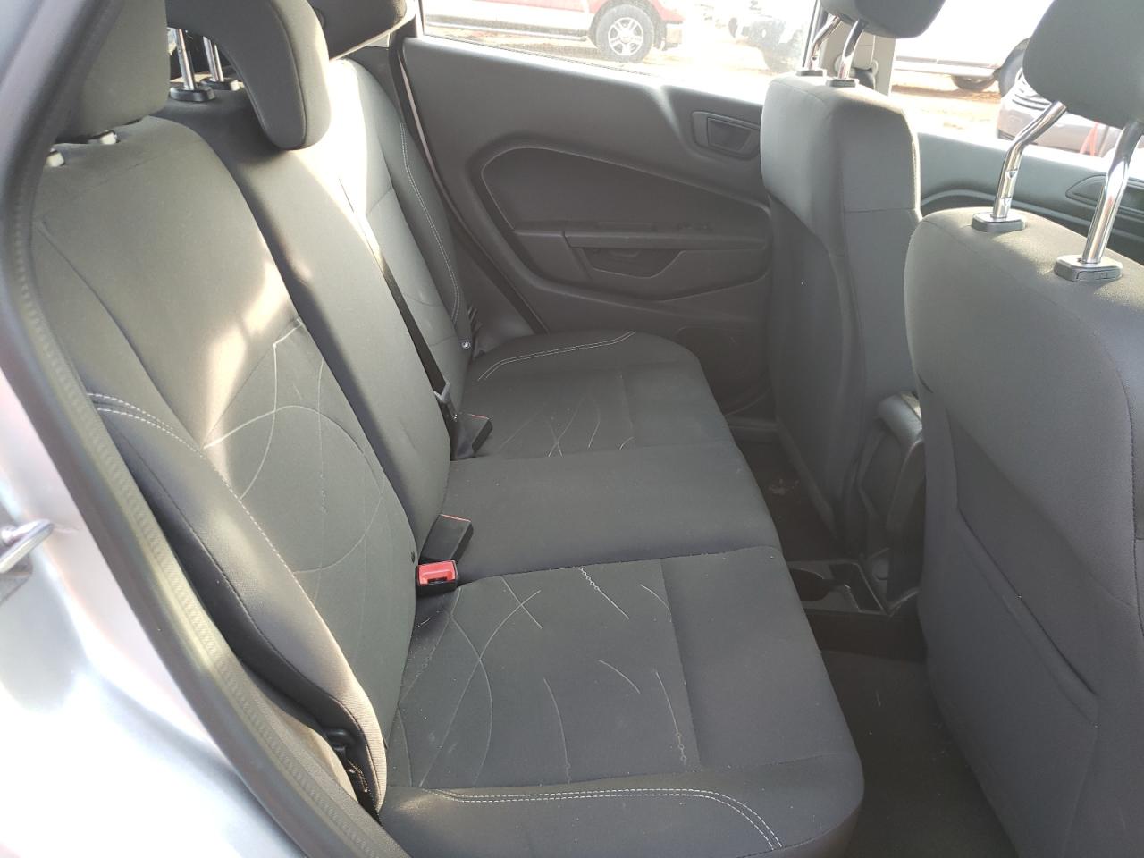 Photo 6 from auction – 2019 FORD FIESTA SE with VIN 3FADP4EJ2KM152308