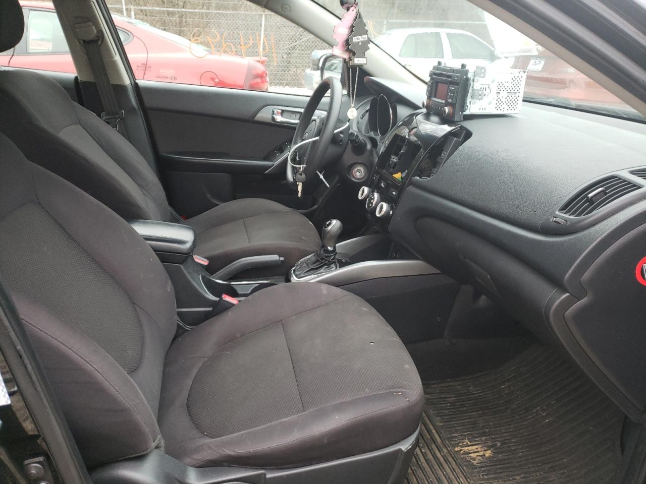 Photo 5 from auction – 2013 KIA FORTE EX with VIN KNAFU4A27D5661990