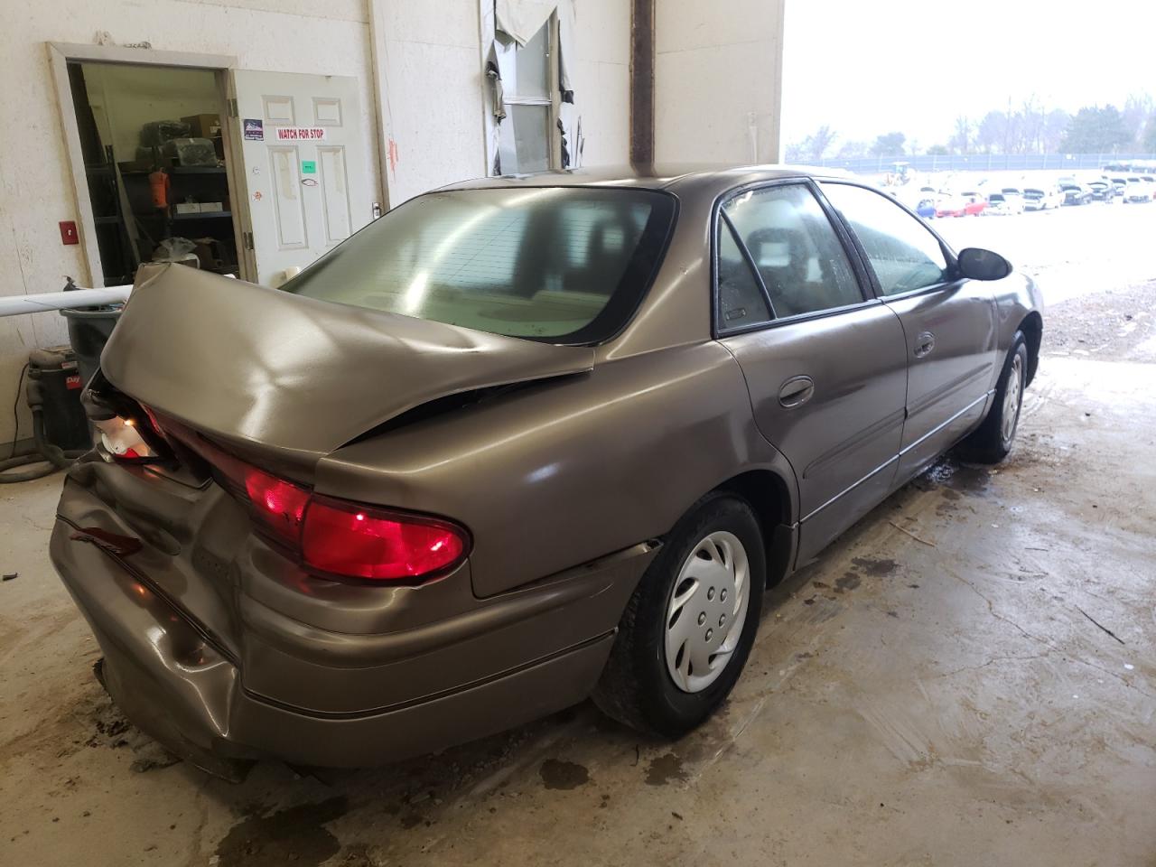 Photo 4 from auction – 2002 BUICK REGAL LS with VIN 2G4WB52K821118218