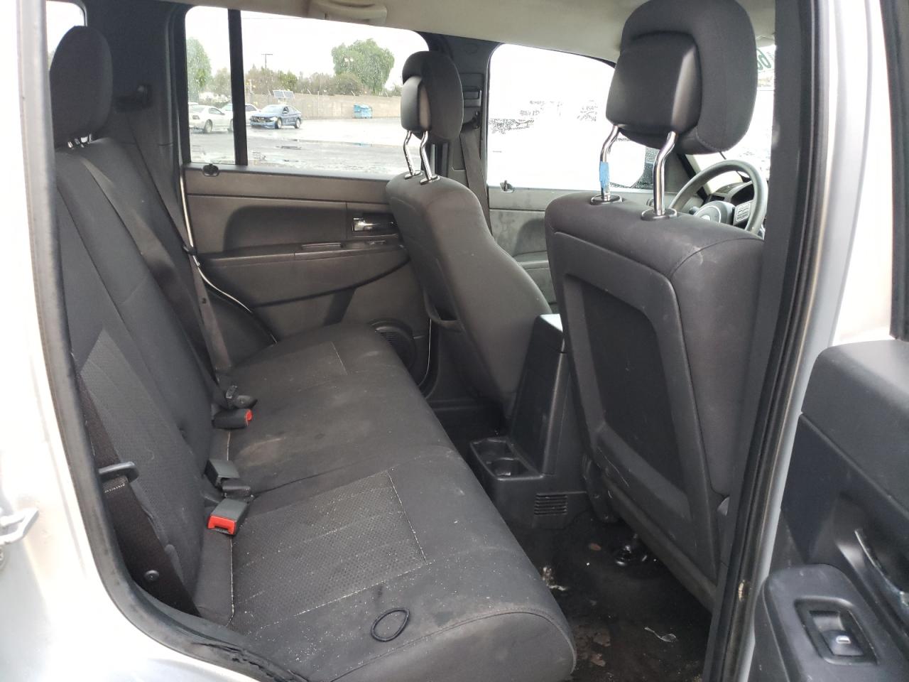 Photo 6 from auction – 2011 JEEP LIBERTY SP with VIN 1J4PN2GK4BW592564