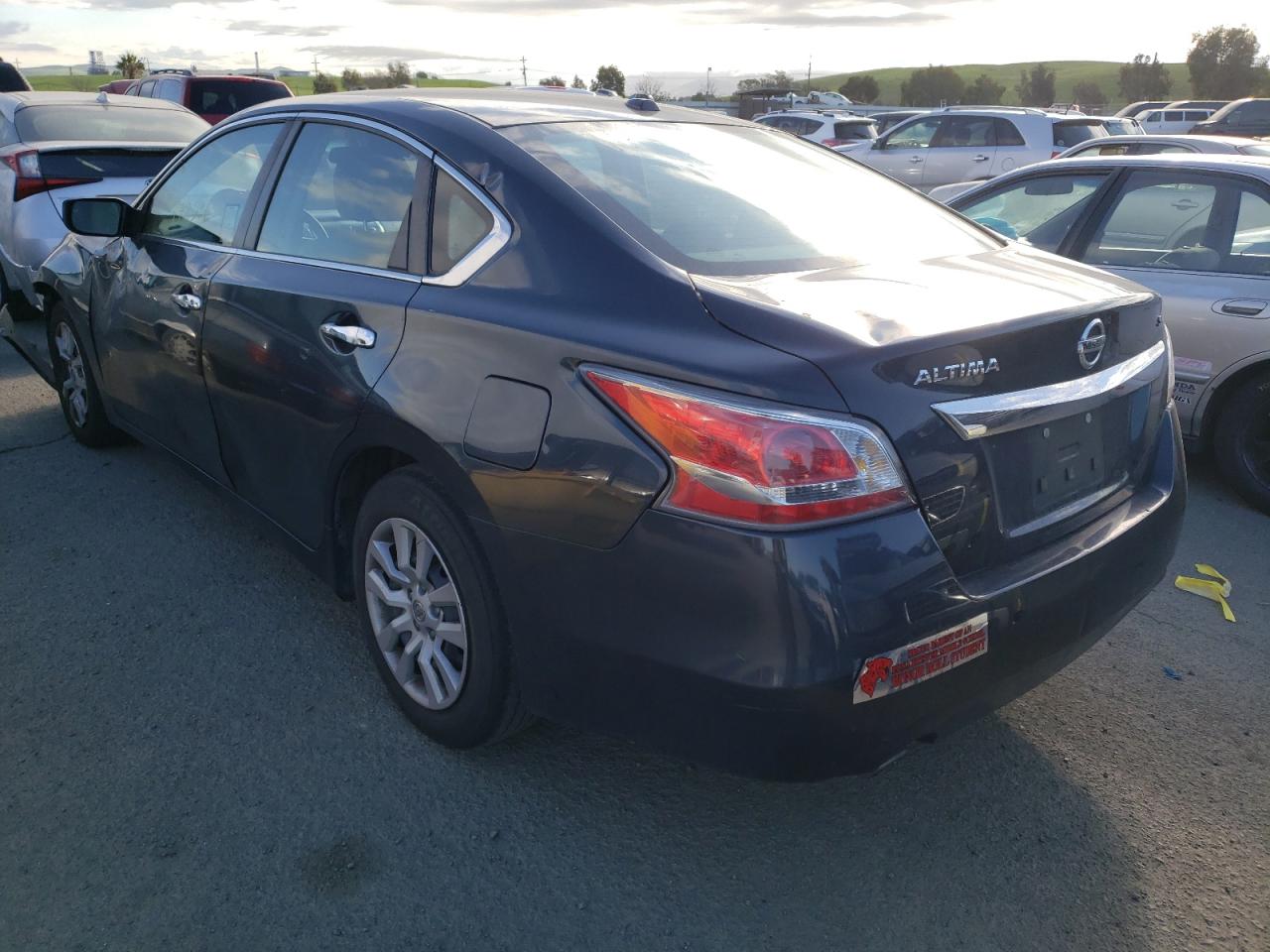 Photo 3 from auction – 2015 NISSAN ALTIMA 2.5 with VIN 1N4AL3AP1FN332376