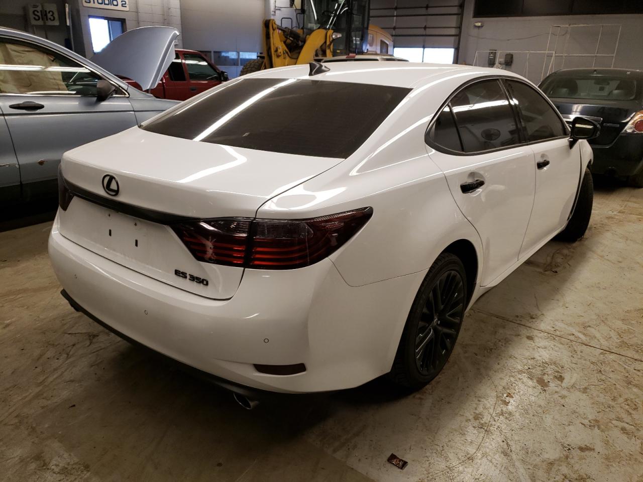 Photo 4 from auction – 2015 LEXUS ES 350 with VIN JTHBK1GG5F2177893