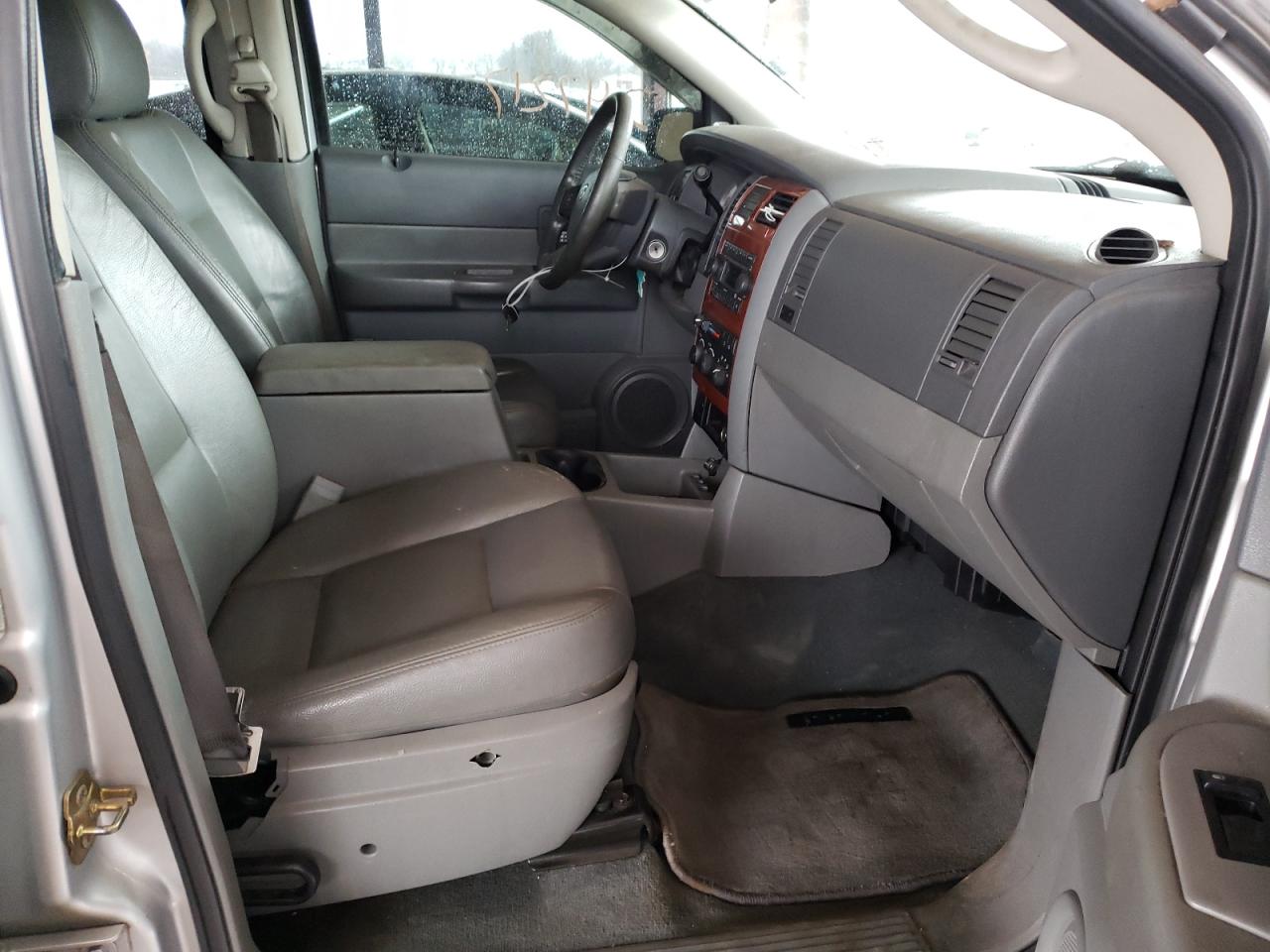 Photo 5 from auction – 2004 DODGE DURANGO SL with VIN 1D4HD48N94F233959