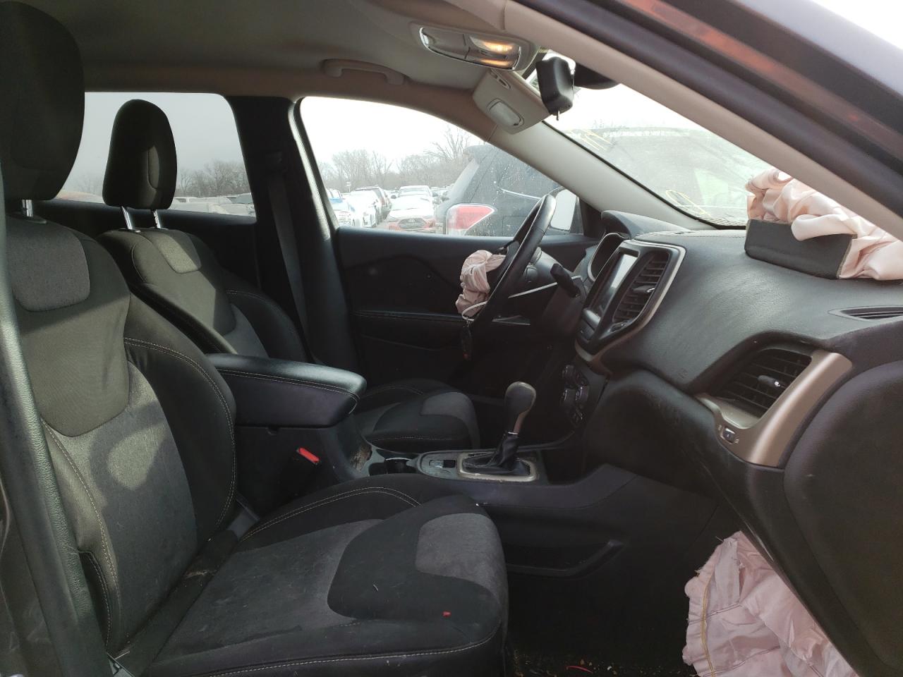Photo 5 from auction – 2014 JEEP CHEROKEE L with VIN 1C4PJLCS2EW299876