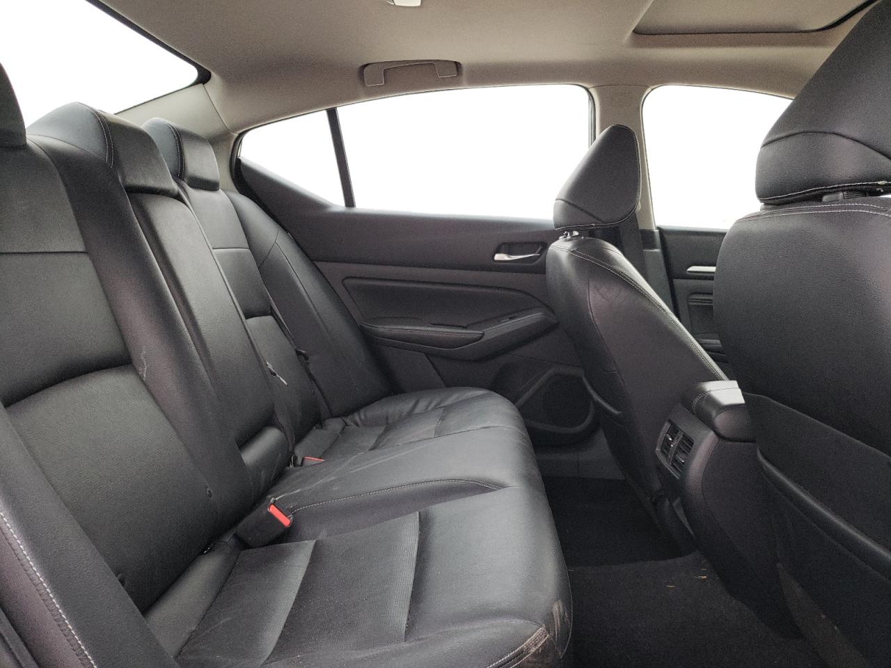 Photo 6 from auction – 2019 NISSAN ALTIMA SL with VIN 1N4BL4EV4KC117146