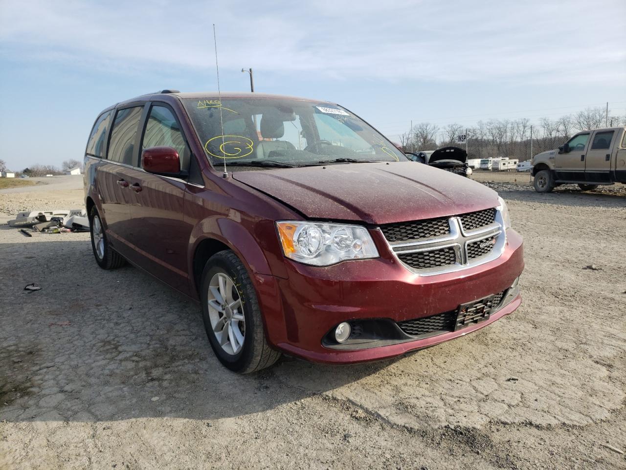 DODGE GRAND CARA 2019 with VIN 2C4RDGCG5KR621935 - Photo from auction