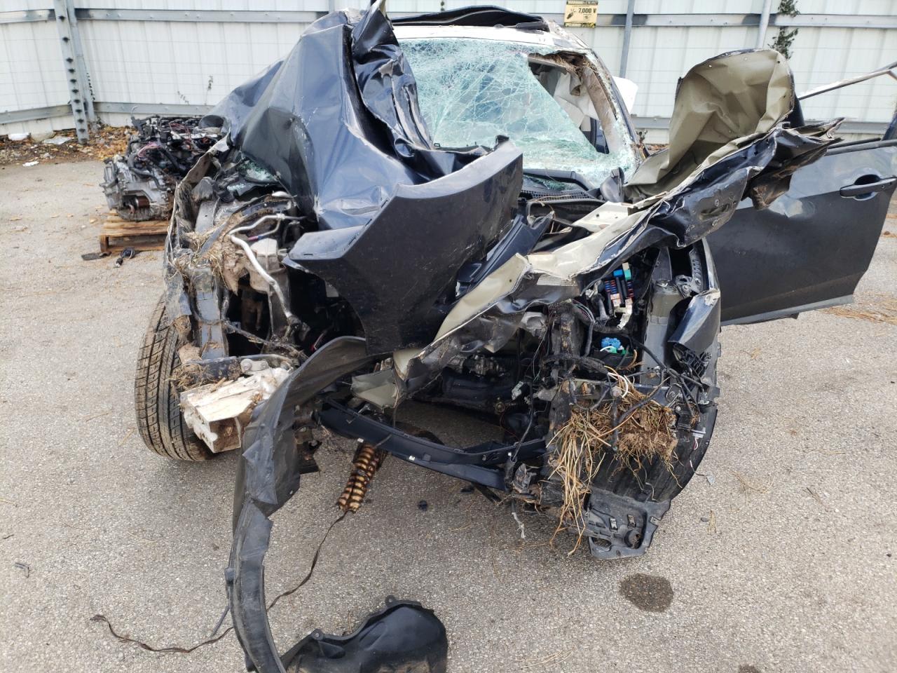 Photo 9 from auction – 2018 HONDA CIVIC EX with VIN 19XFC2F75JE010808