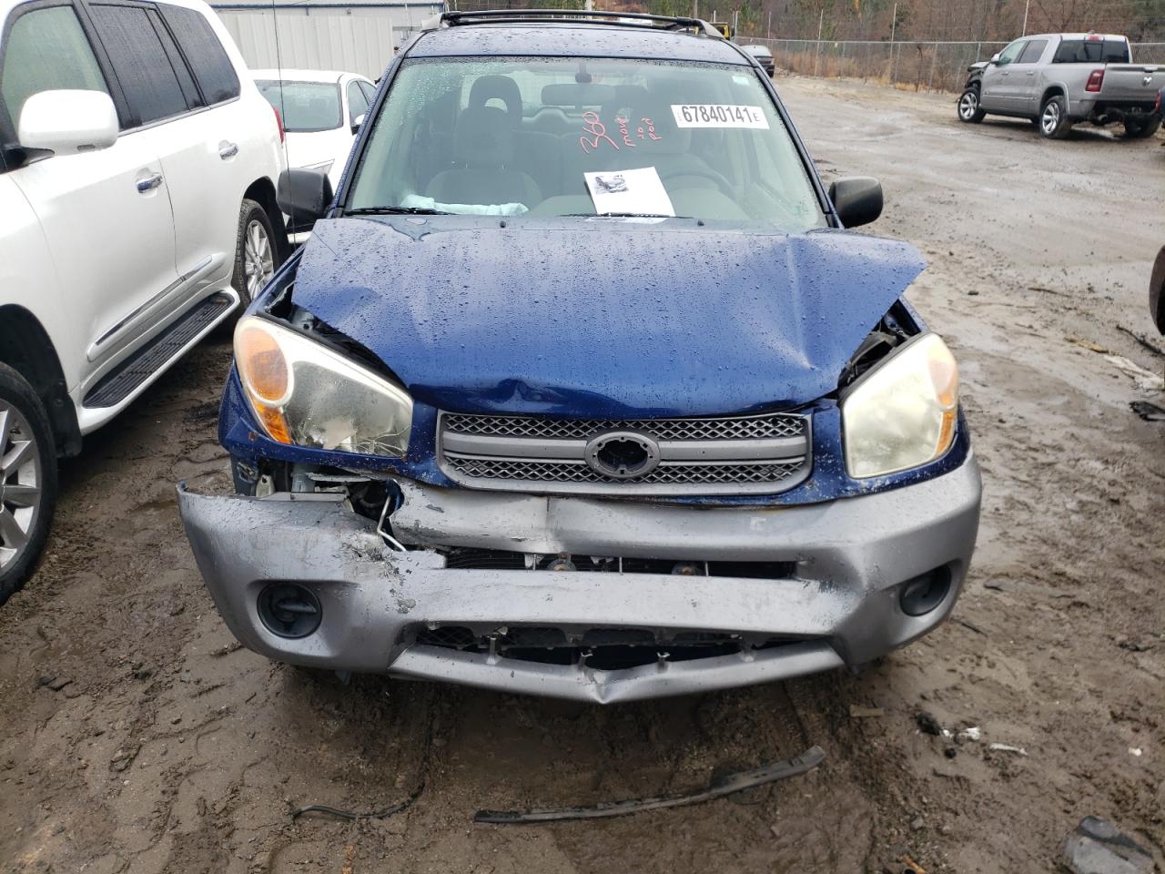 صورة رقم 9 من المزاد - 2004 TOYOTA RAV4 مع VIN JTEHD20V646004129