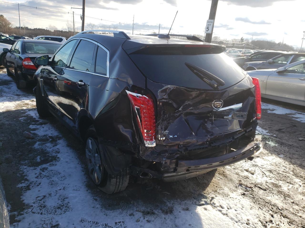 Photo 3 from auction – 2015 CADILLAC SRX LUXURY with VIN 3GYFNEE33FS542202