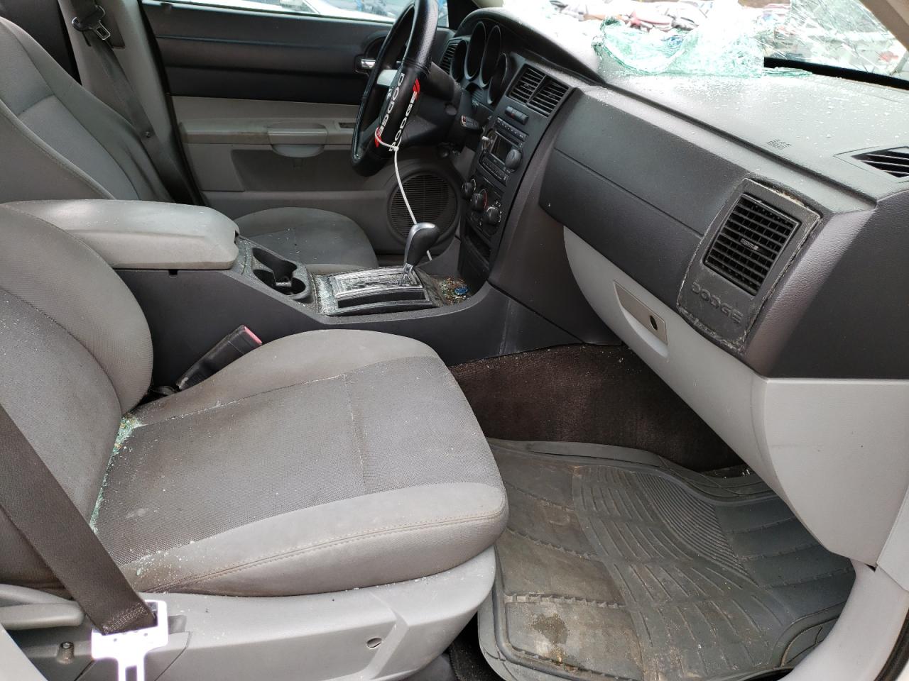 Photo 5 from auction – 2006 DODGE CHARGER SE with VIN 2B3KA43R86H415922