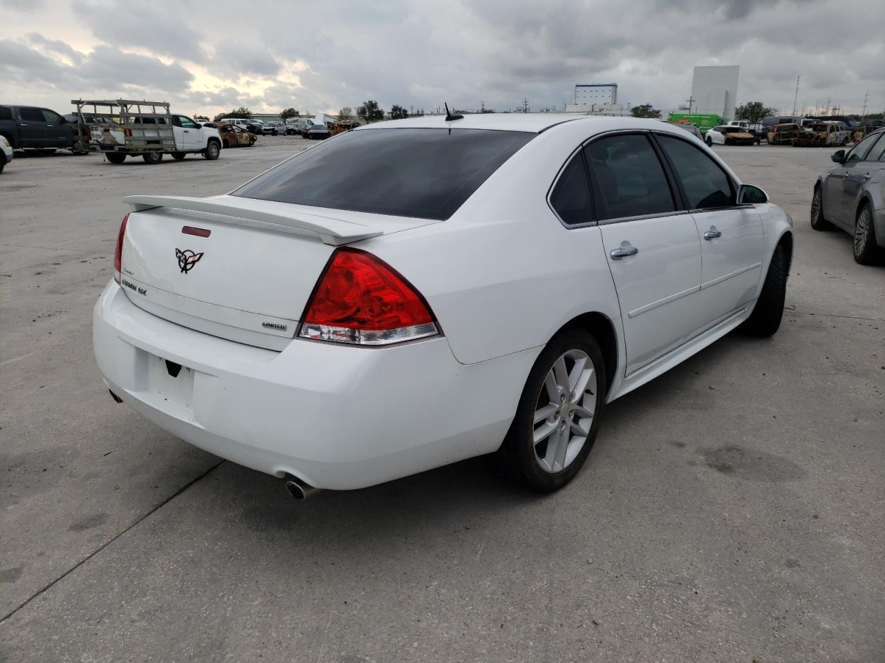 Photo 4 from auction – 2015 CHEVROLET IMPALA LIM with VIN 2G1WC5E34F1112050