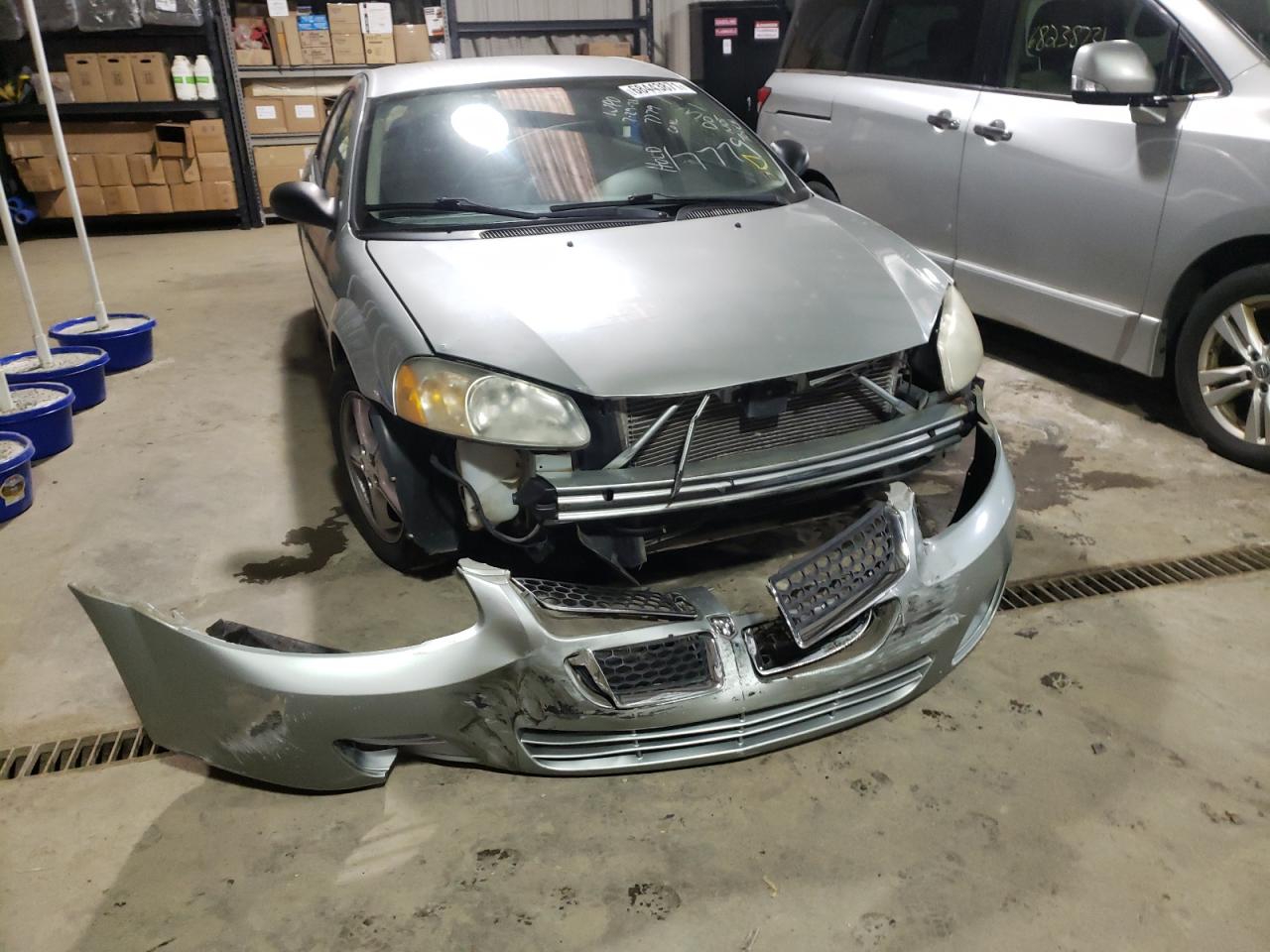 Photo 9 from auction – 2005 DODGE STRATUS SX with VIN 1B3EL46X55N557779