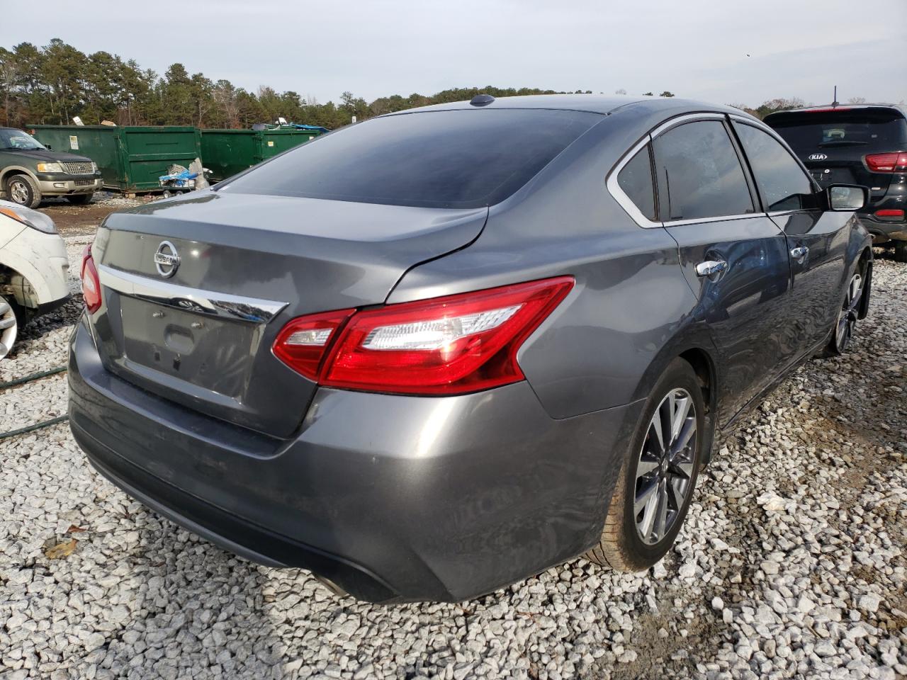 Photo 4 from auction – 2017 NISSAN ALTIMA 2.5 with VIN 1N4AL3AP0HC221445