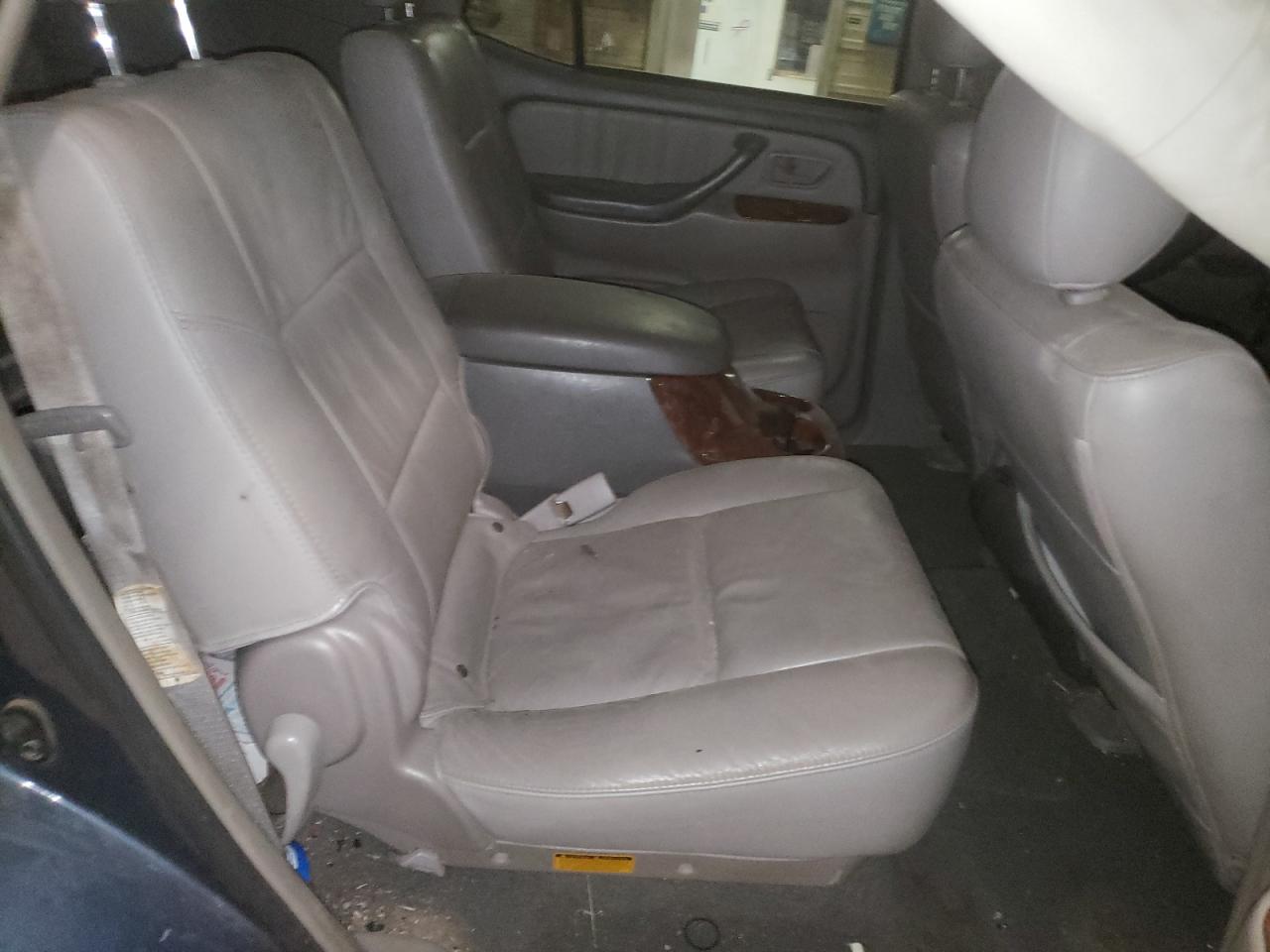 Photo 6 from auction – 2007 TOYOTA SEQUOIA LI with VIN 5TDBT48A87S289172