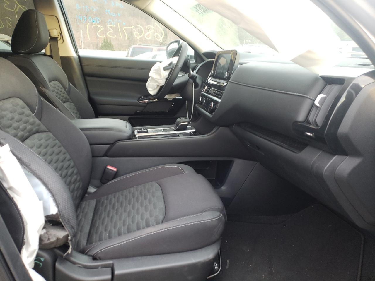 Photo 5 from auction – 2022 NISSAN PATHFINDER with VIN 5N1DR3BC6NC210703