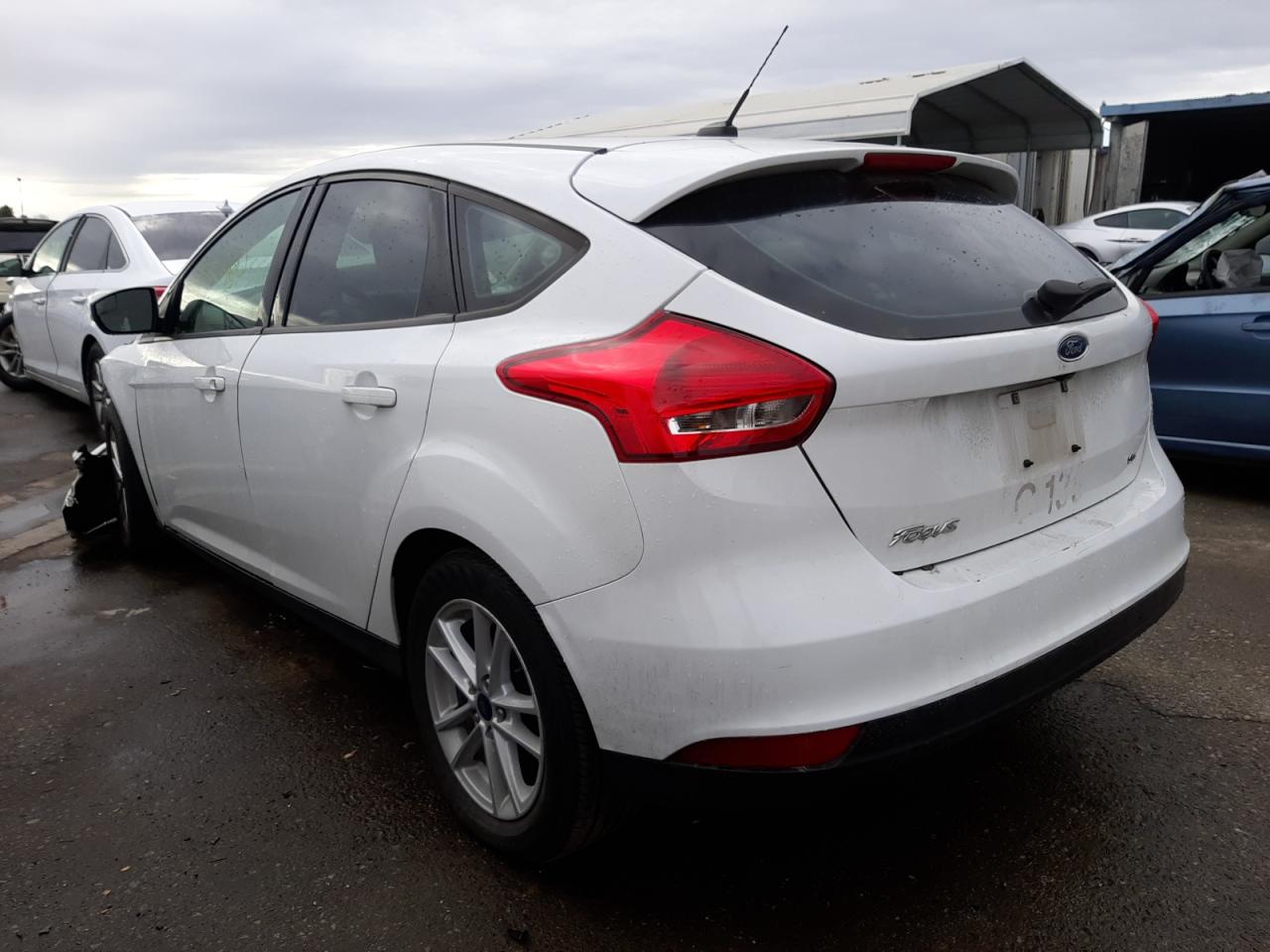 Photo 3 from auction – 2017 FORD FOCUS SE with VIN 1FADP3K27HL296213