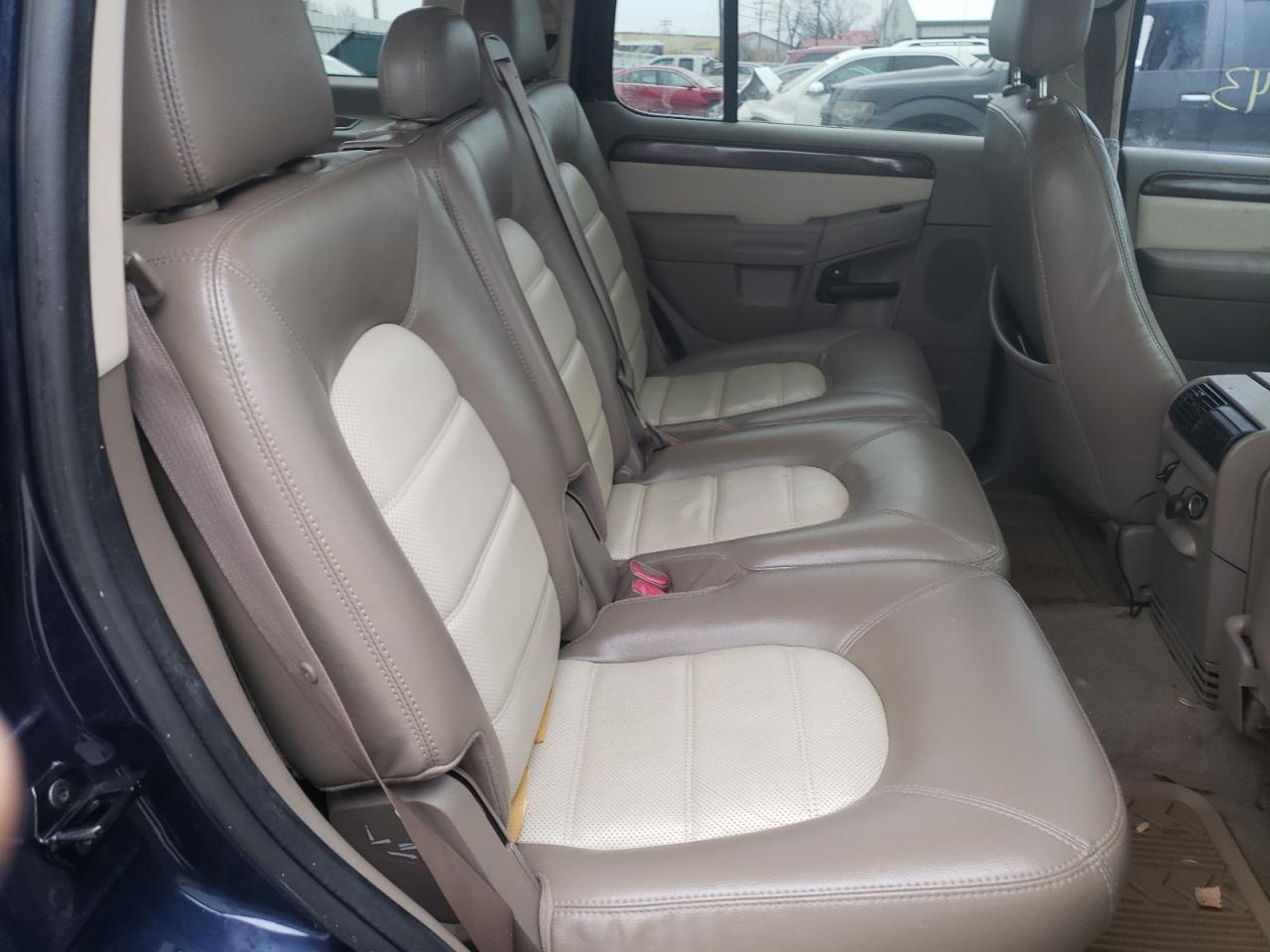 Photo 6 from auction – 2003 FORD EXPLORER E with VIN 1FMZU74K13UC54471