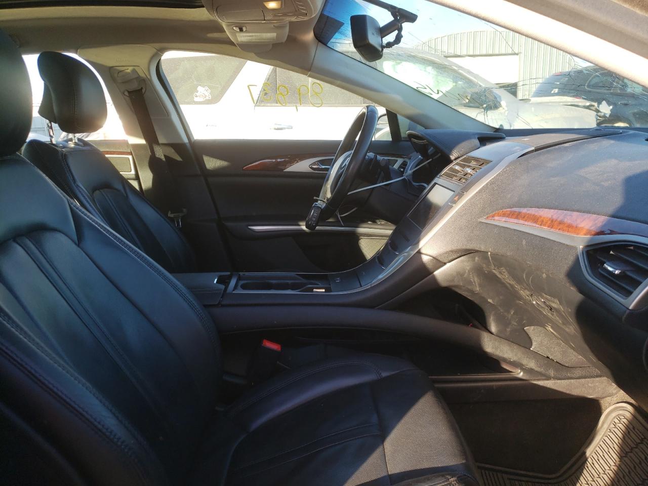 Photo 5 from auction – 2015 LINCOLN MKZ with VIN 3LN6L2J96FR629261