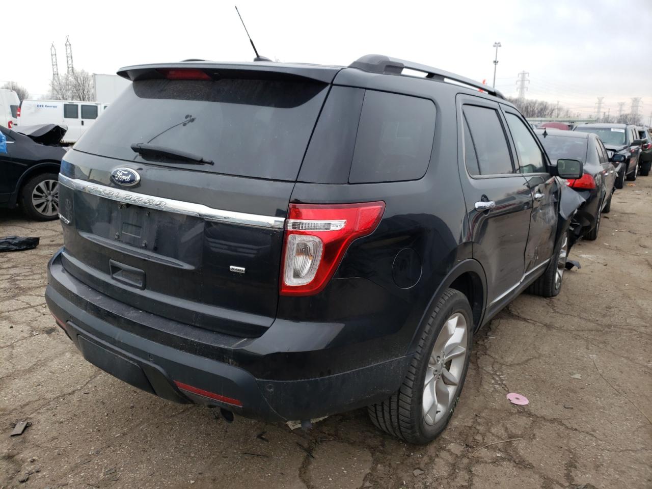 Photo 4 from auction – 2012 FORD EXPLORER L with VIN 1FMHK8F80CGA97166