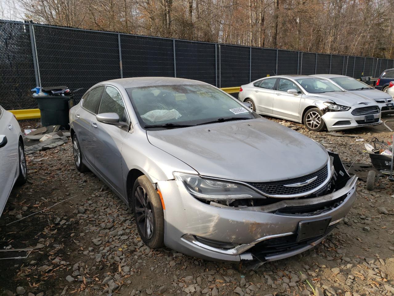 CHRYSLER 200 LIMITE 2015 with VIN 1C3CCCAB7FN722300 - Photo from auction