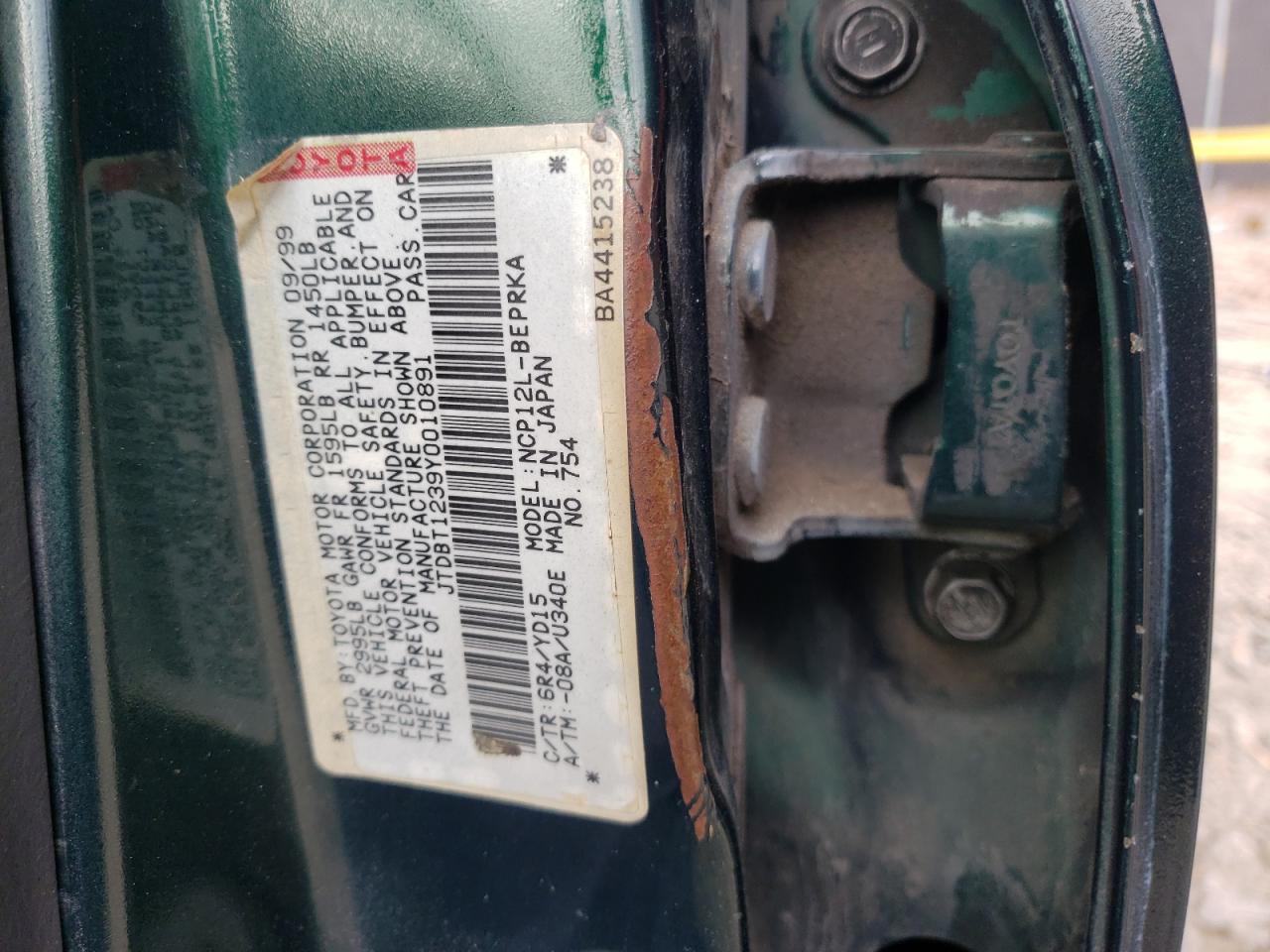 Photo 10 from auction – 2000 TOYOTA ECHO with VIN JTDBT1239Y0010891