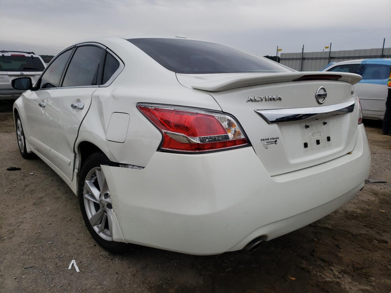 Photo 15 from auction – 2015 NISSAN ALTIMA 2.5 with VIN 1N4AL3AP1FC256881