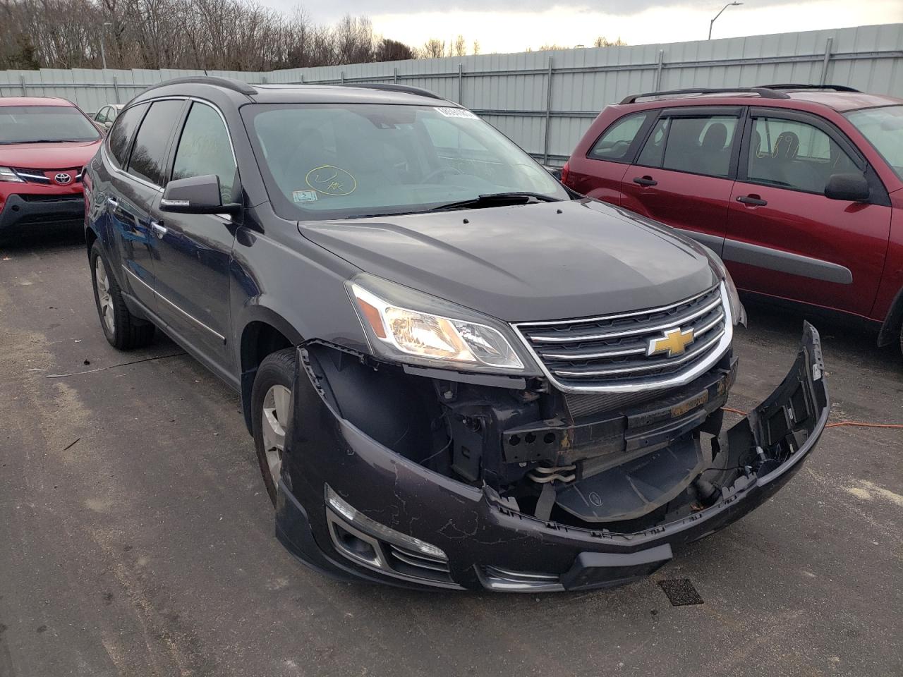 CHEVROLET TRAVERSE L 2015 with VIN 1GNKVJKD4FJ352315 - Photo from auction