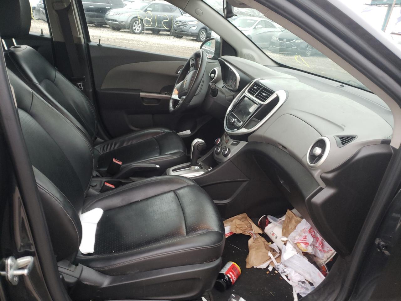 Photo 5 from auction – 2019 CHEVROLET SONIC PREM with VIN 1G1JF5SB0K4128578
