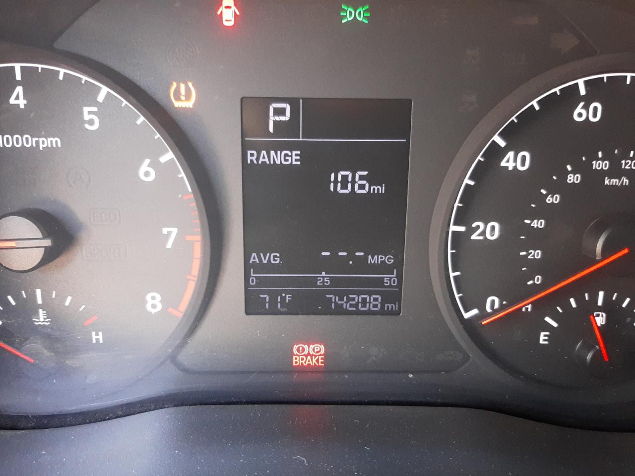 Photo 8 from auction – 2018 HYUNDAI ACCENT SE with VIN 3KPC24A30JE021477