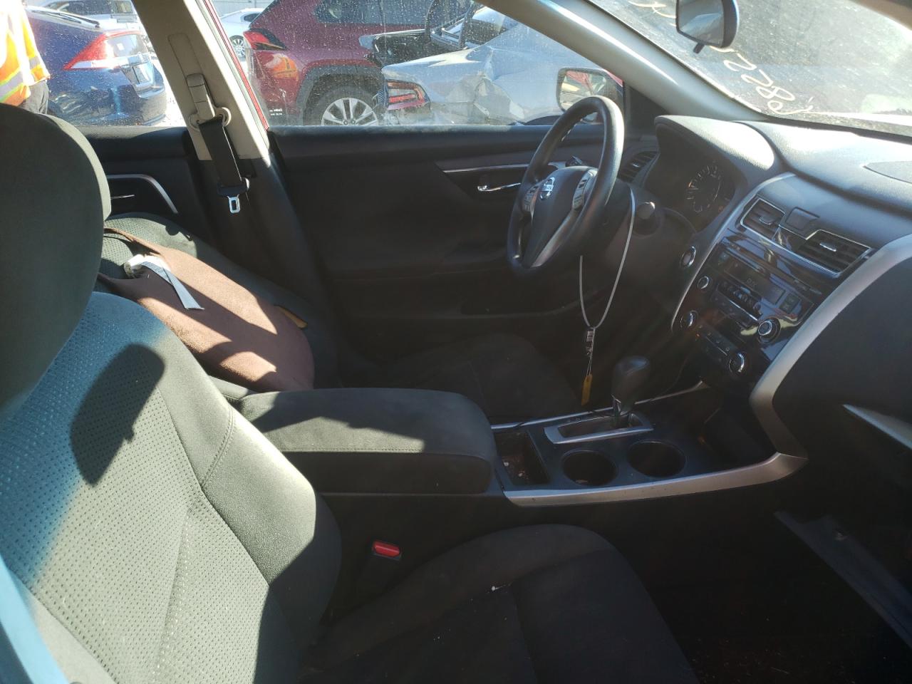 Photo 5 from auction – 2015 NISSAN ALTIMA 2.5 with VIN 1N4AL3AP7FC107424