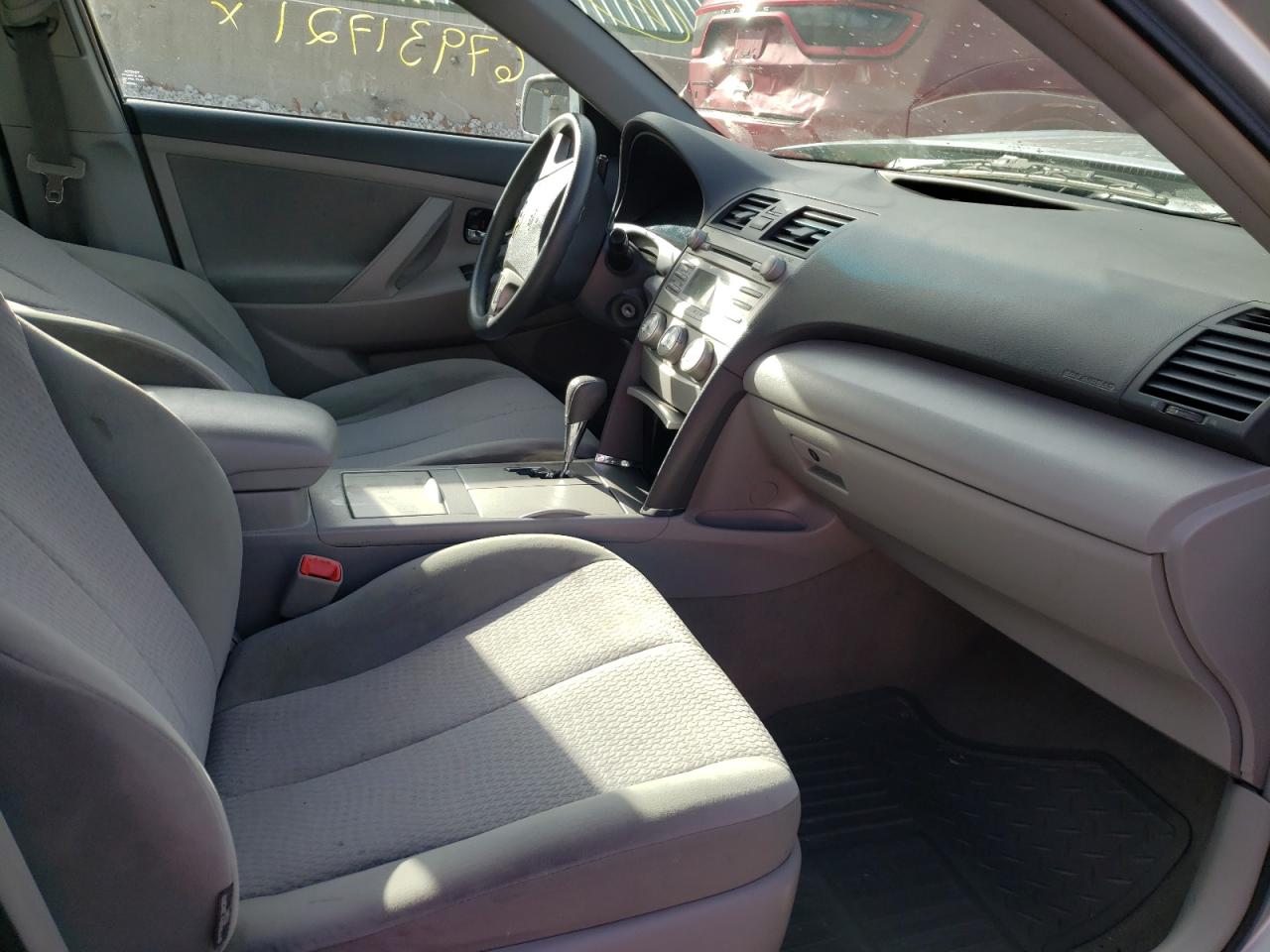Photo 5 from auction – 2010 TOYOTA CAMRY BASE with VIN 4T4BF3EK2AR053152
