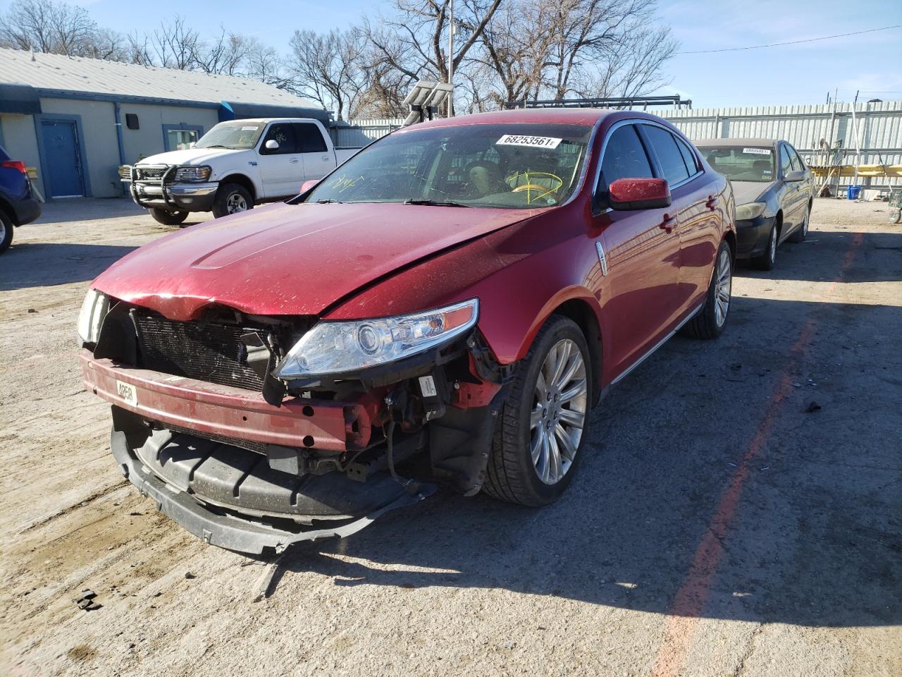 Zdjęcie 2 z aukcji – 2010 LINCOLN MKS z VIN 1LNHL9FT2AG608767