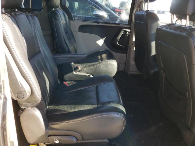 Photo 6 from auction – 2011 CHRYSLER TOWN & COU with VIN 2A4RR8DG3BR619231