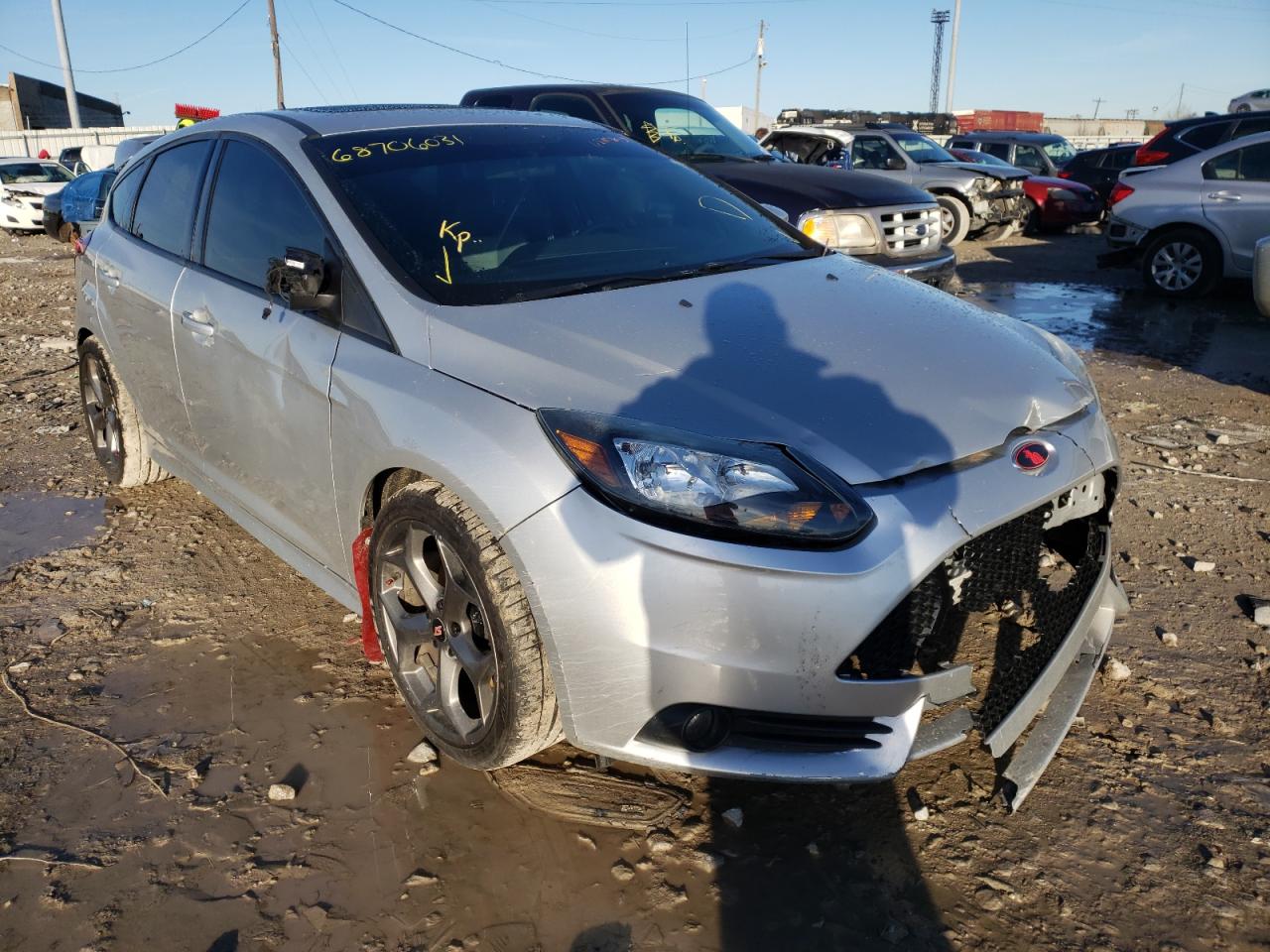 FORD FOCUS ST 2014 with VIN 1FADP3L90EL269250 - Photo from auction