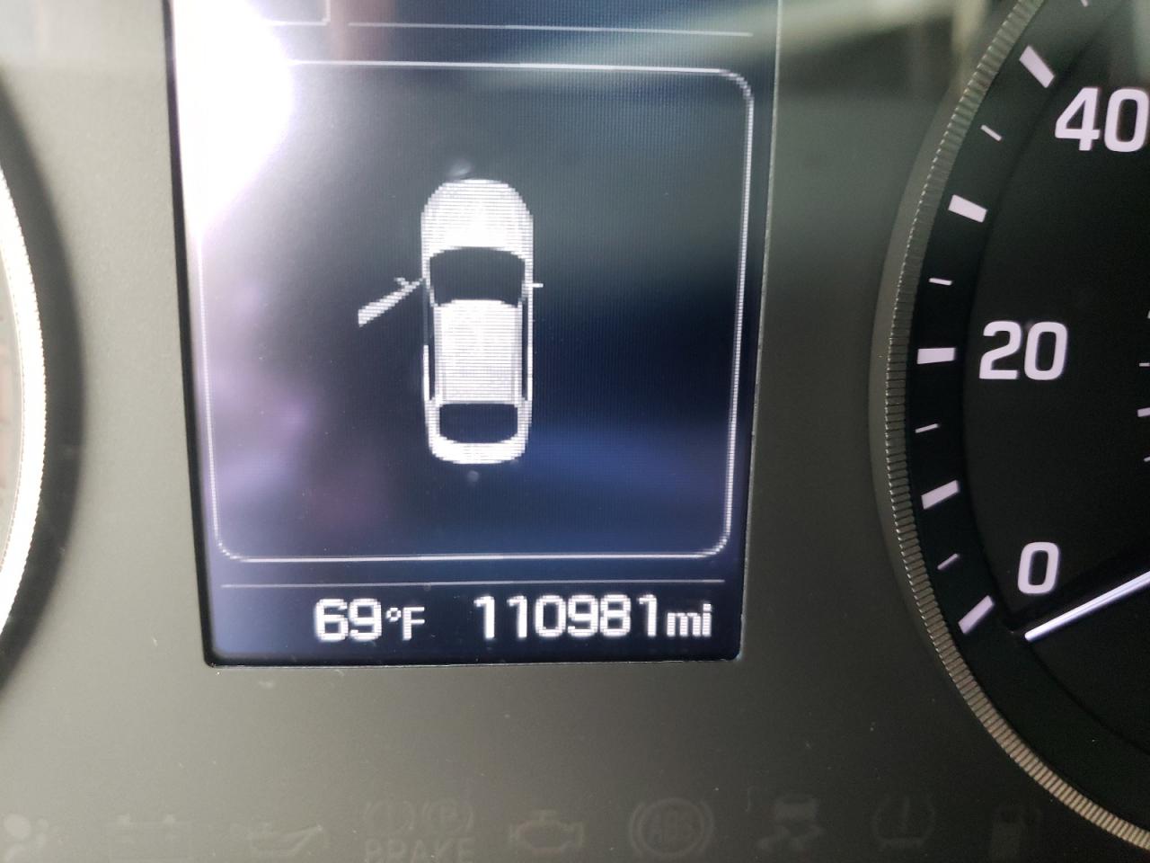Photo 8 from auction – 2016 HYUNDAI SONATA SE with VIN 5NPE24AF7GH387542
