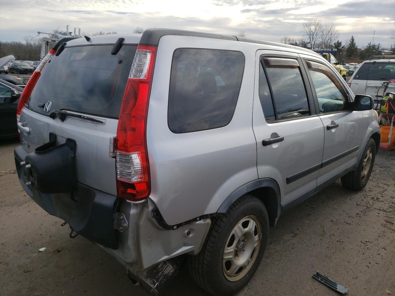 Photo 4 from auction – 2006 HONDA CR-V LX with VIN JHLRD78556C004348