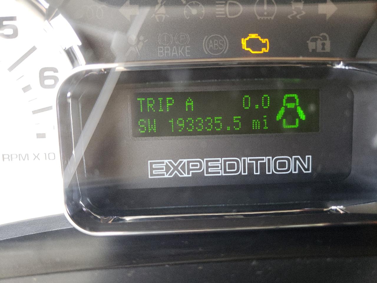 Photo 8 from auction – 2009 FORD EXPEDITION with VIN 1FMFU17529LA02149