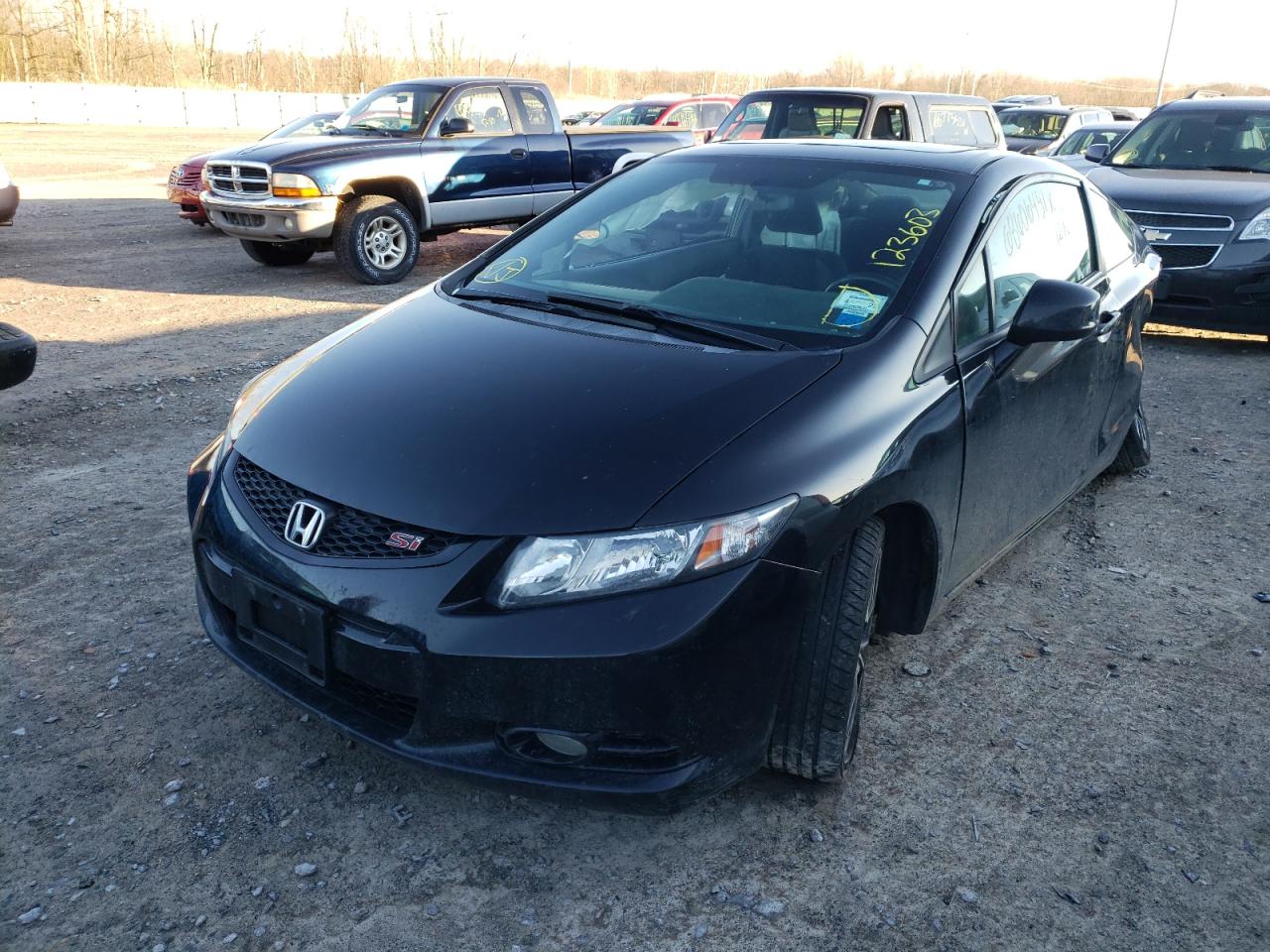 Photo 2 from auction – 2013 HONDA CIVIC SI with VIN 2HGFG4A50DH703513