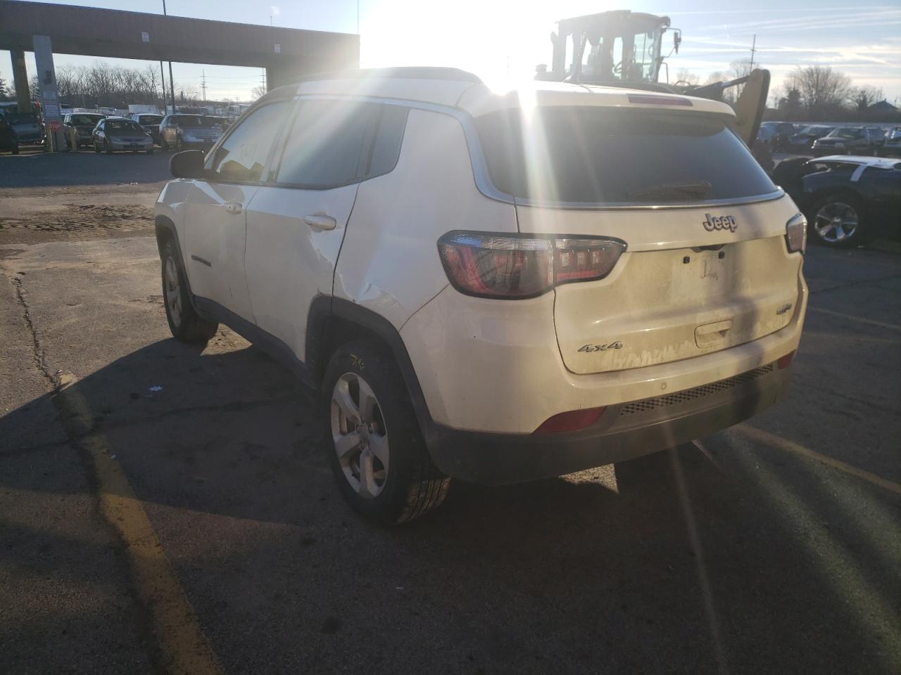 Photo 3 from auction – 2018 JEEP COMPASS LA with VIN 3C4NJDBB5JT284805