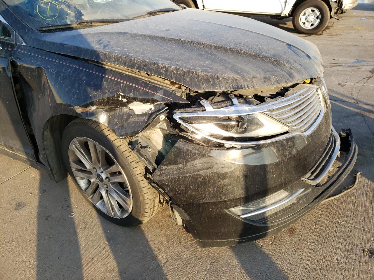 Photo 9 from auction – 2013 LINCOLN MKZ with VIN 3LN6L2G96DR802247