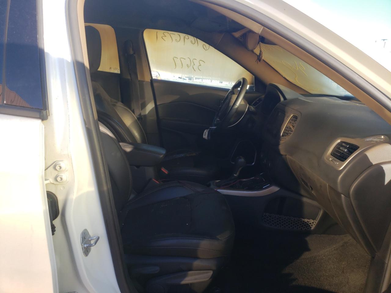 Photo 5 from auction – 2018 JEEP COMPASS LA with VIN 3C4NJDBB5JT284805