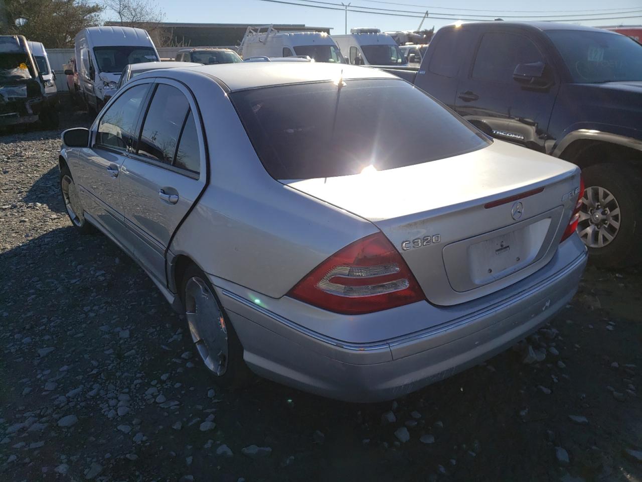Photo 3 from auction – 2002 MERCEDES-BENZ C 320 with VIN WDBRF64J62F185813
